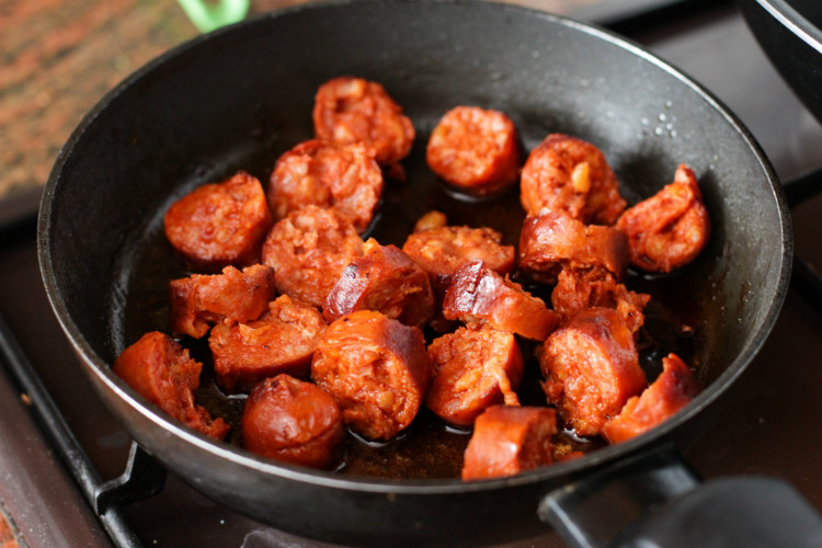 chorizos al sartén