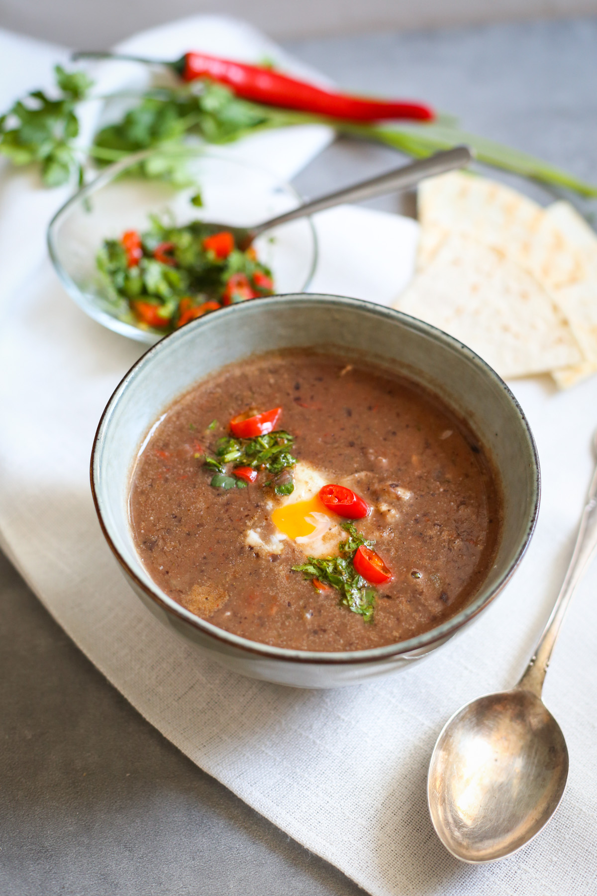 sopa negra receta paso a paso